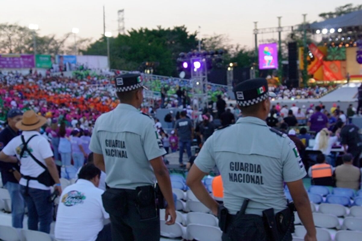 Sin incidentes, cerca de 15 mil tabasqueñas y tabasqueños disfrutaron la Imposición de Bandas; Protección Civil mantuvo dispositivos de apoyo a la ciudadanía