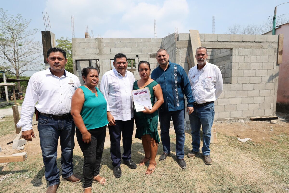 Supervisa Javier May construcción de Viviendas para el Bienestar en Macuspana