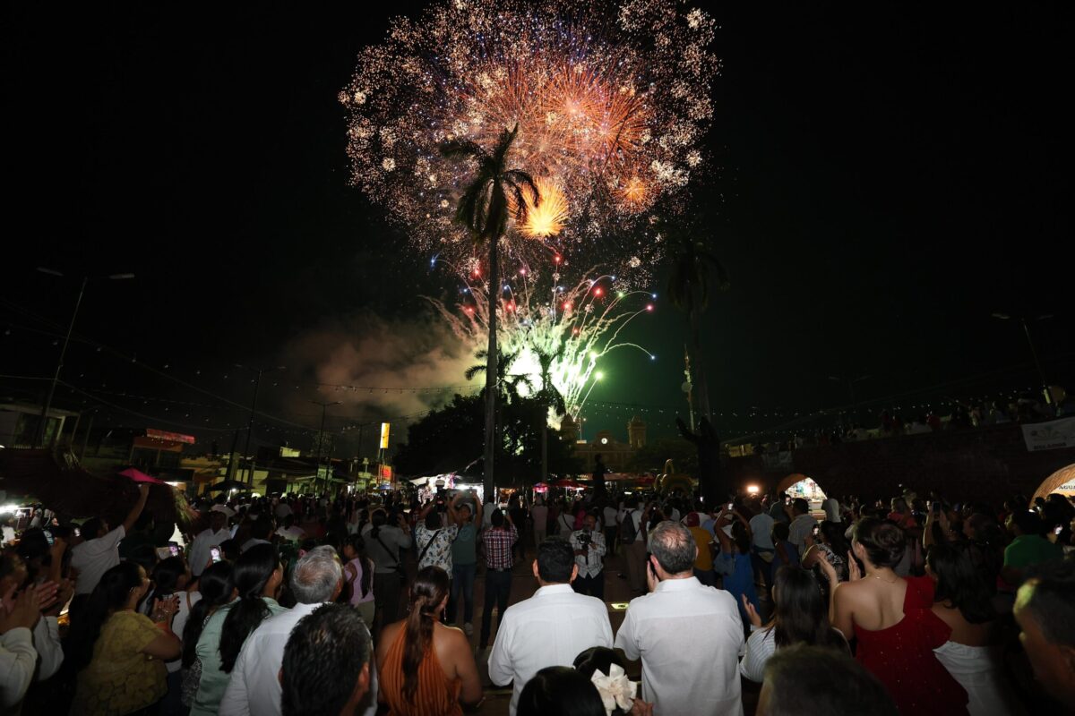 Javier May cierra festejos por los 400 años de Cunduacán