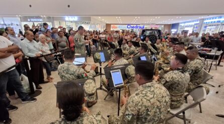 Concierto de Banda de la VII Región Militar deleita a familias tabasqueñas.