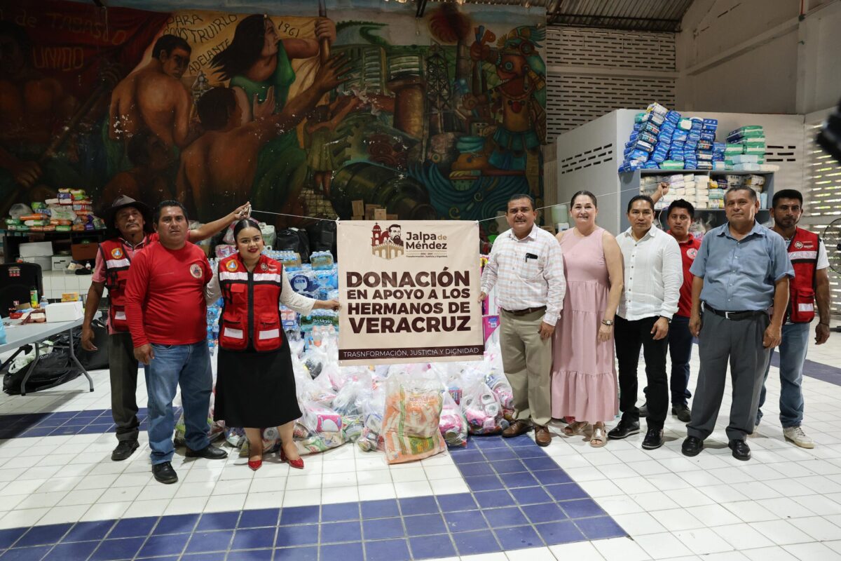 Tabasco se solidariza con Veracruz; envía 30 toneladas de ayuda