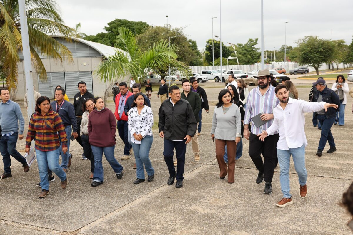 Javier May supervisa el nuevo patinódromo de Olimpia XXI; será el mejor de México