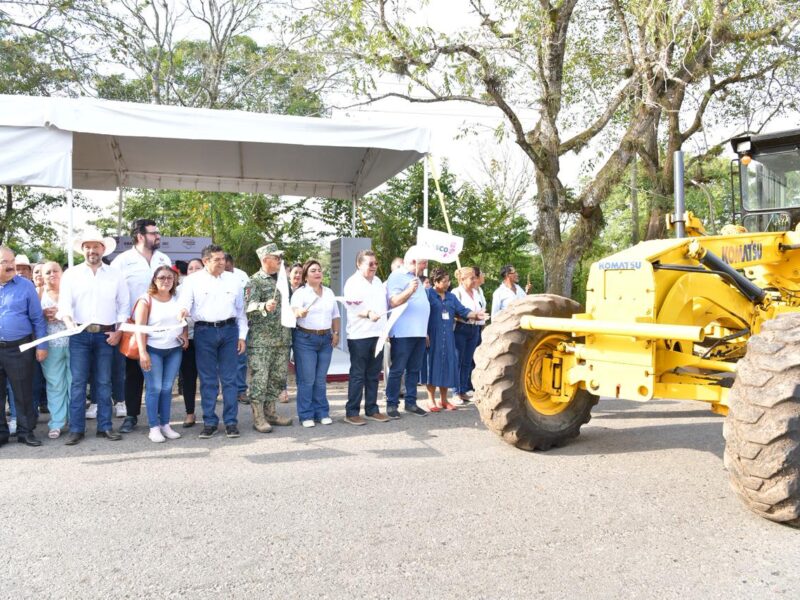 Rehabilitación de caminos devuelve conectividad a comunidades de Tenosique
