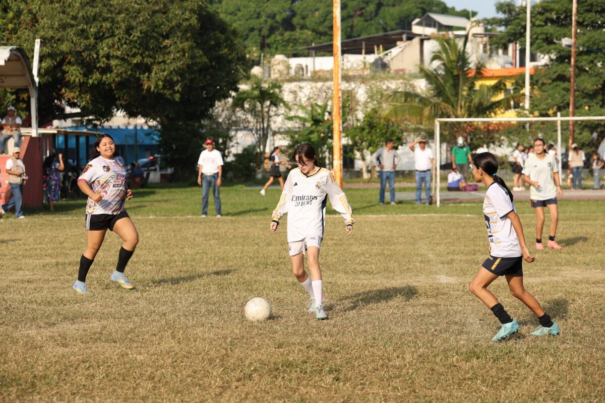¡Canchas vivas! Semilleros que Transforman une a las familias de Tabasco