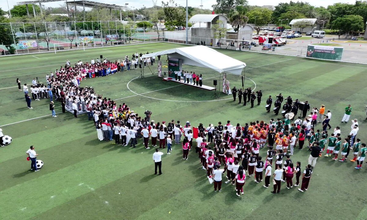 Apuestan por la paz con el programa ‘El Mundial va a tu Escuela’