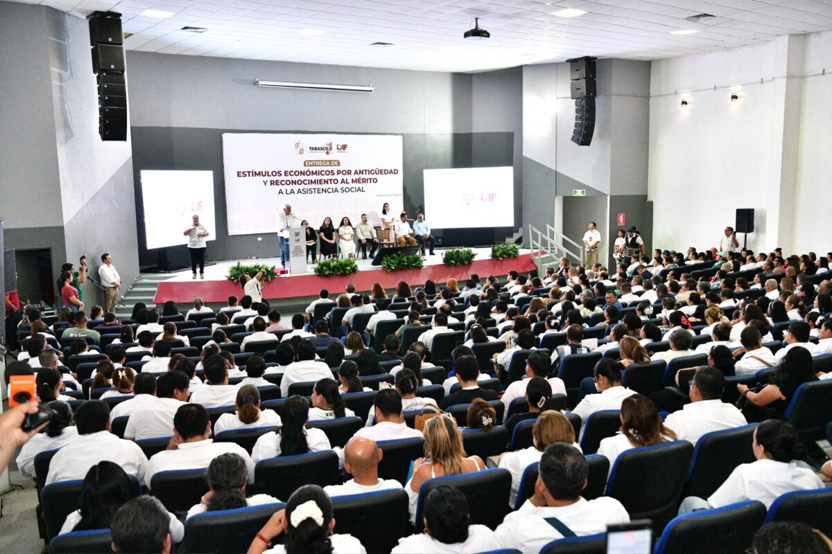 Gobierno del Estado reconoce el compromiso humano del DIF Tabasco