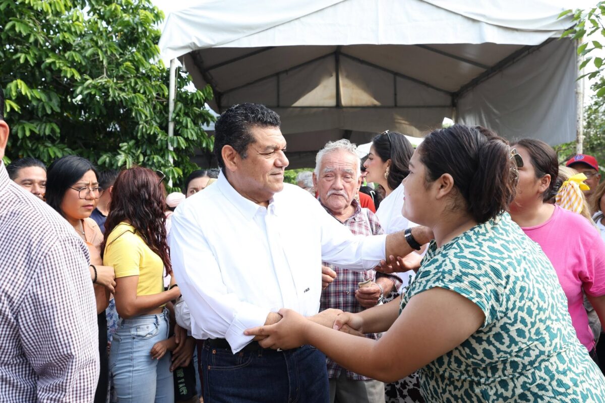 Como agua de mayo”, llegan obras de rescate de caminos a rancherías de Centro