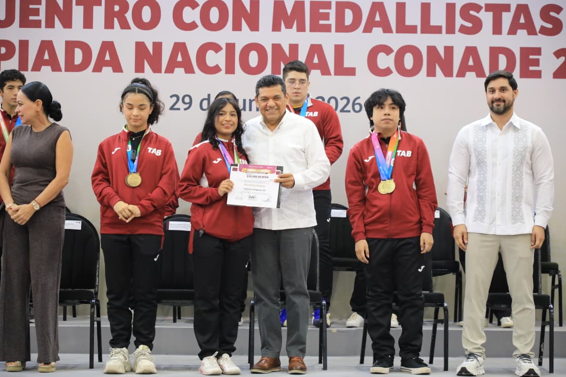 Javier May respalda el talento deportivo: Crece 50% la beca de alto rendimiento.