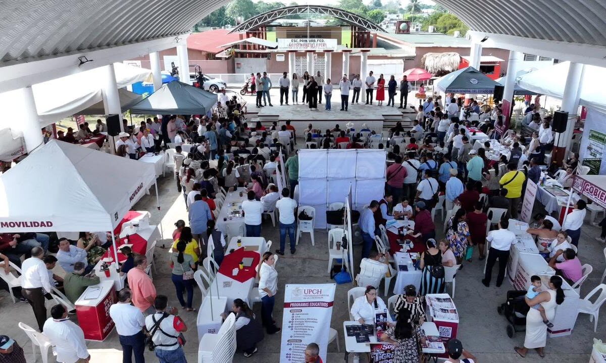Llega Gobierno de Javier May a Tacotalpa para brindar servicios a las familias directamente en territorio