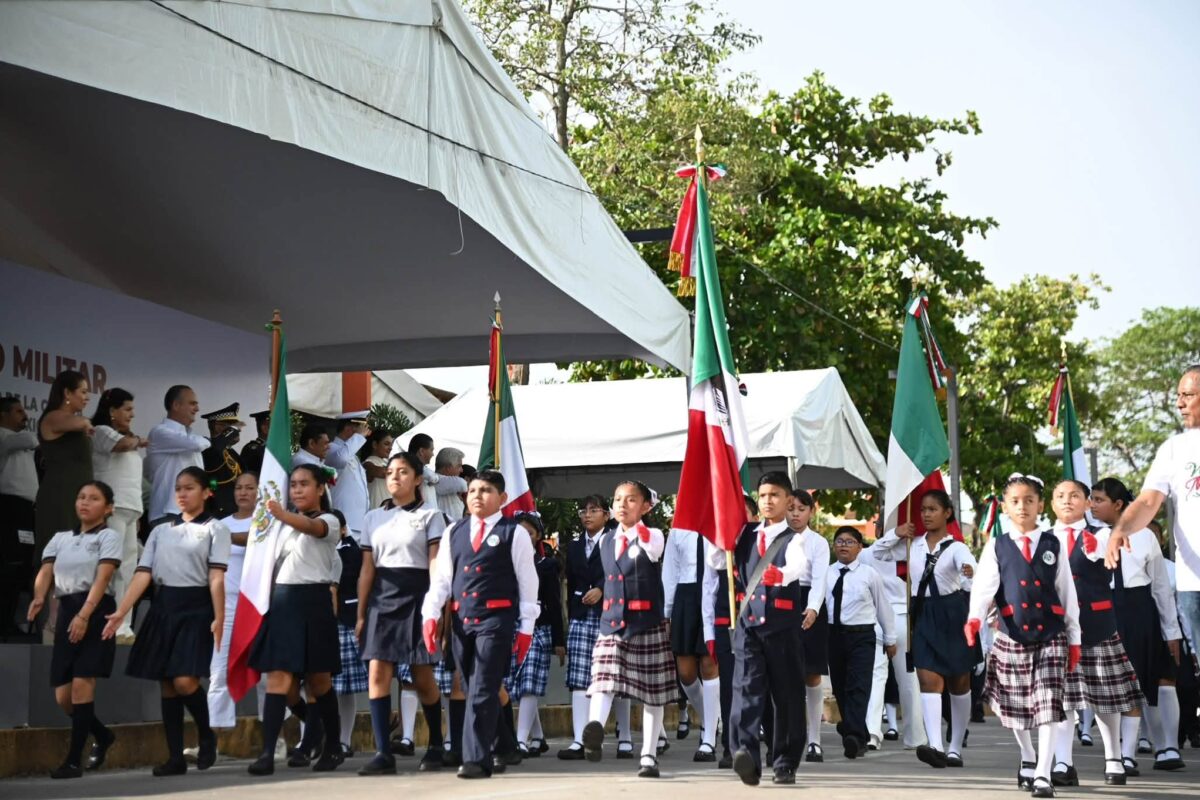 La educación también marchó por México: SETAB